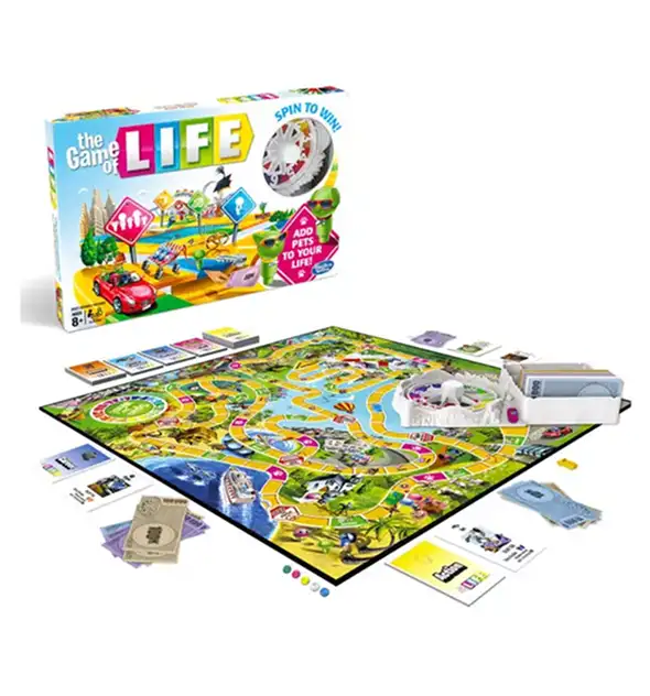 A Game of Life társasjáték doboza és alkatrészei, táblával, kártyákkal, pénzzel és forgókerékkel együtt